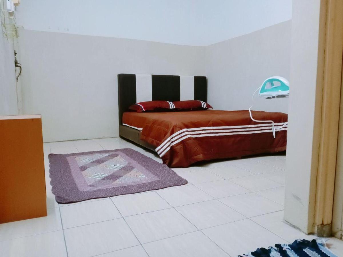 Homestay Ummi Razzin Kuala Kangsar Buitenkant foto